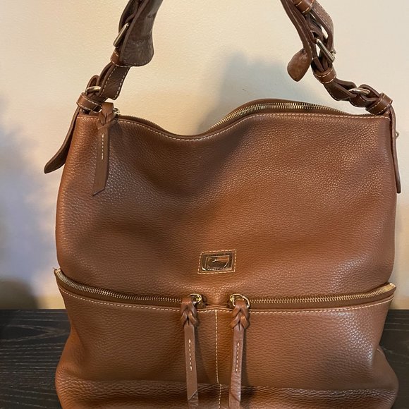 Dooney & Bourke Dillen Shoulder Bag purse Chocolate Medium - Picture 3 of 10
